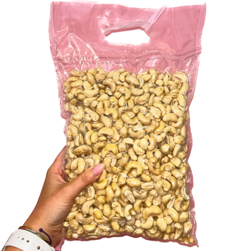 Arašídy, mandle, oříšky